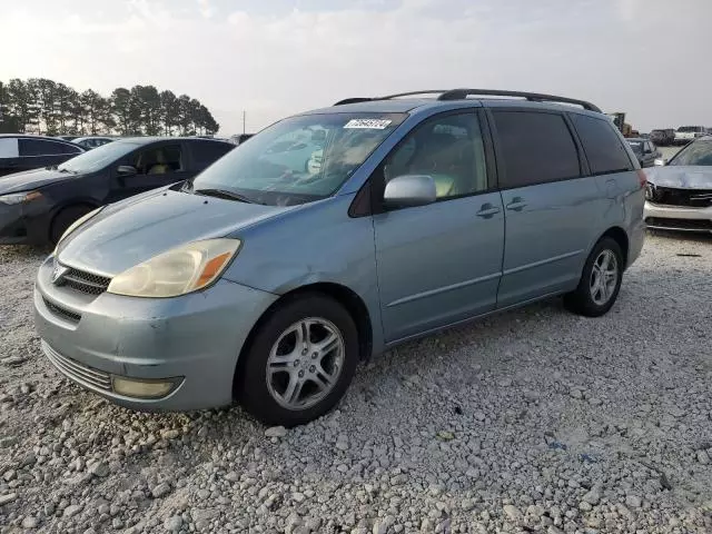 2005 Toyota Sienna XLE