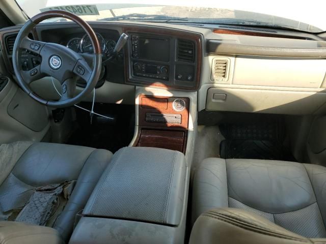 2005 Cadillac Escalade Luxury