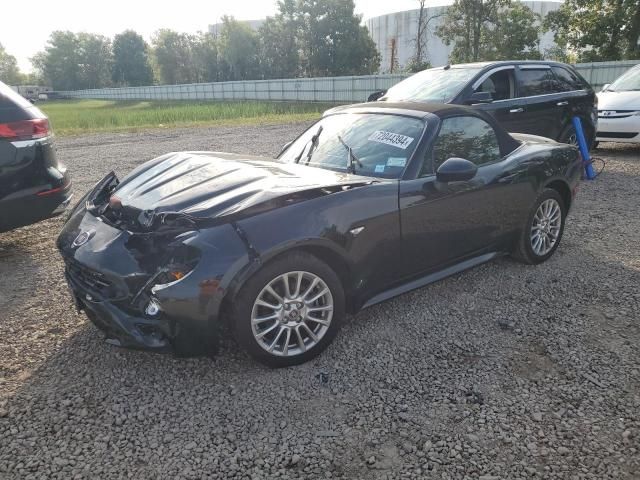 2017 Fiat 124 Spider Classica