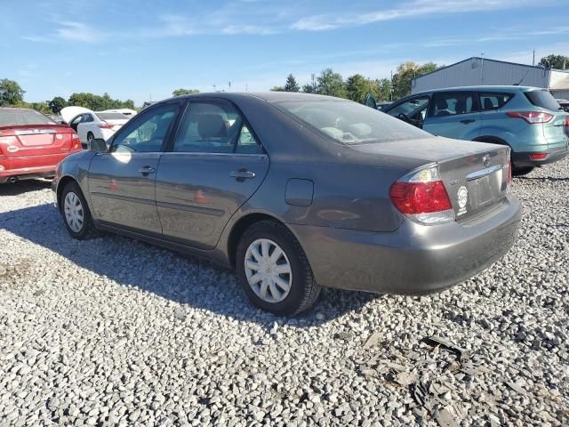 2005 Toyota Camry LE