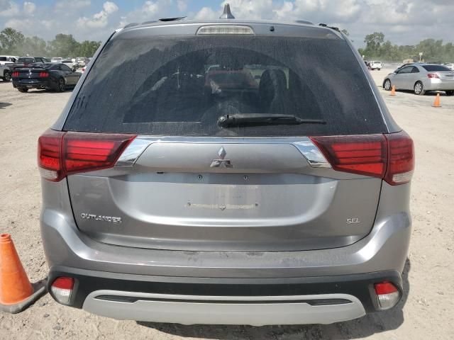 2020 Mitsubishi Outlander SE