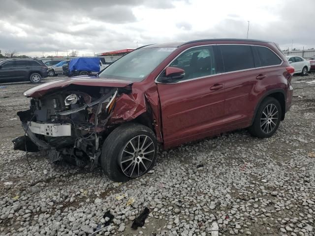 2018 Toyota Highlander SE