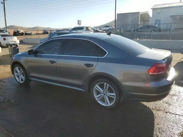 2013 Volkswagen Passat SEL