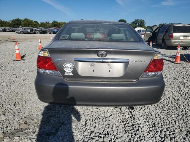 2005 Toyota Camry LE