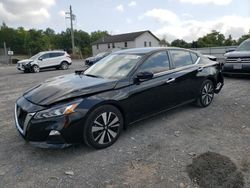 Nissan salvage cars for sale: 2022 Nissan Altima SV