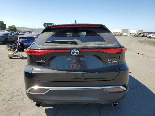 2022 Toyota Venza LE