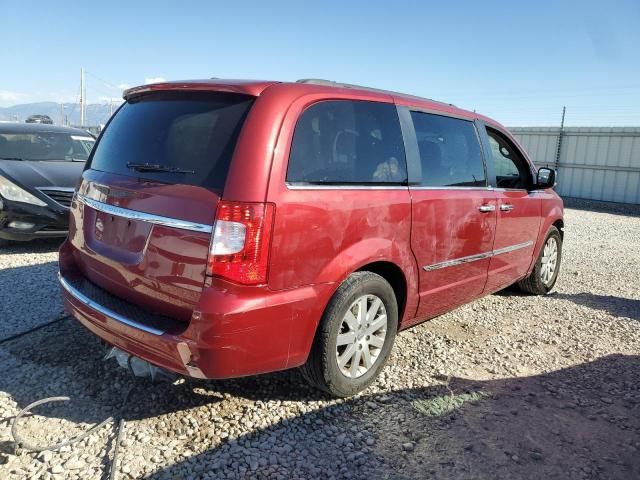 2012 Chrysler Town & Country Touring L