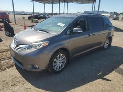 Toyota Sienna xle Vehiculos salvage en venta: 2015 Toyota Sienna XLE