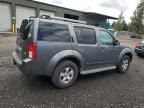 2005 Nissan Pathfinder LE