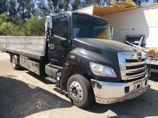 2014 Hino 258 268