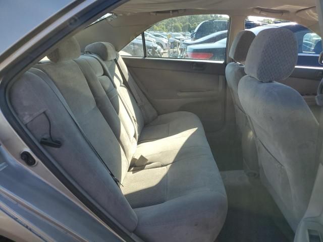 2004 Toyota Camry LE