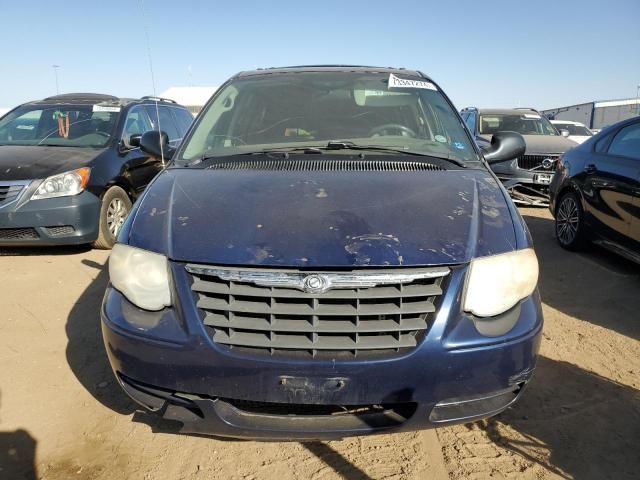 2006 Chrysler Town & Country Touring