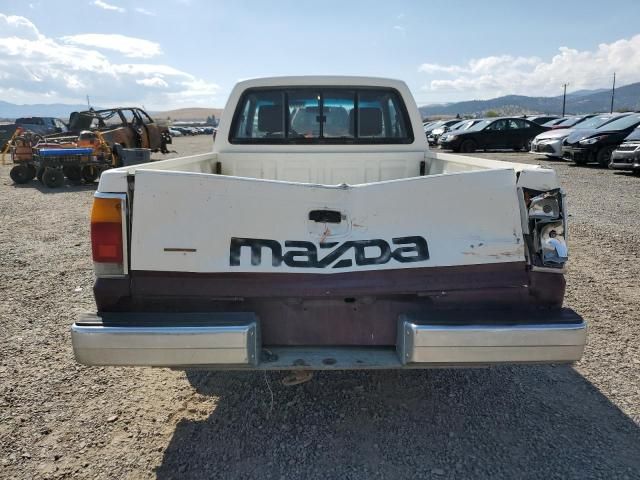 1986 Mazda B2000 Long BED