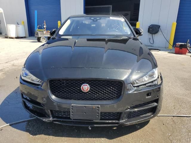 2017 Jaguar XE Prestige