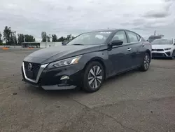 Carros salvage sin ofertas aún a la venta en subasta: 2019 Nissan Altima SV