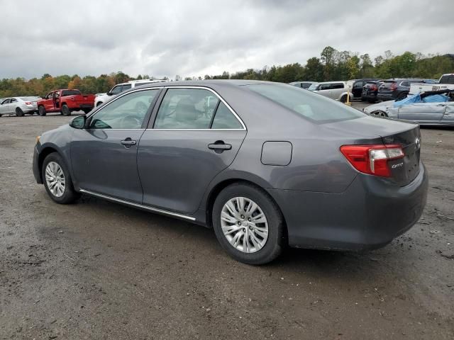 2014 Toyota Camry Hybrid