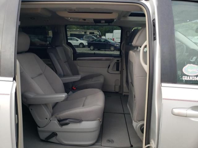 2009 Volkswagen Routan SE