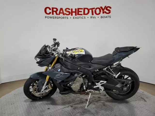 2017 BMW S 1000 R