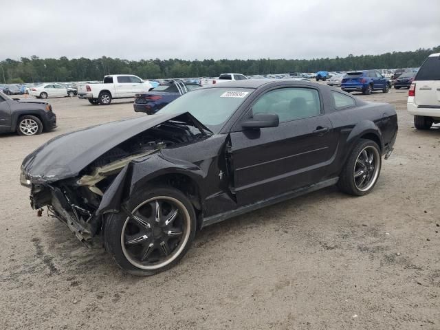 2005 Ford Mustang