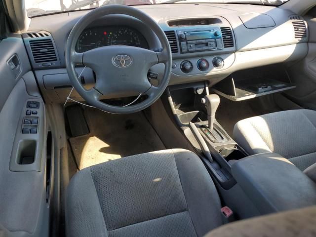 2004 Toyota Camry LE