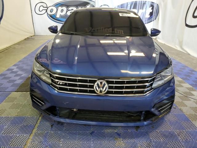 2017 Volkswagen Passat R-Line