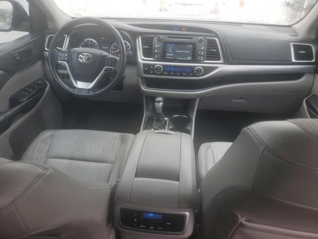 2014 Toyota Highlander LE