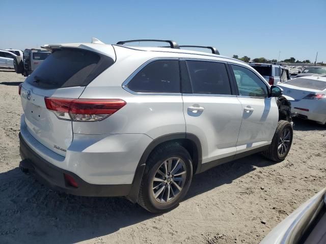 2019 Toyota Highlander SE