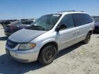 2001 Chrysler Town & Country LX