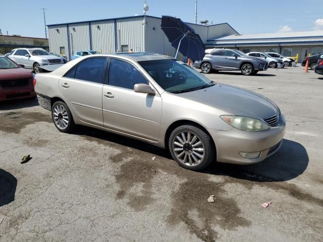 2005 Toyota Camry LE