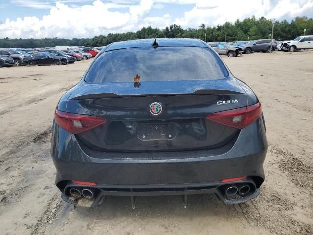 2020 Alfa Romeo Giulia Quadrifoglio