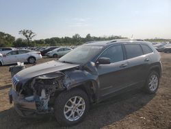 Vehiculos salvage en venta de Copart Des Moines, IA: 2015 Jeep Cherokee Latitude