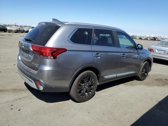 2019 Mitsubishi Outlander SE