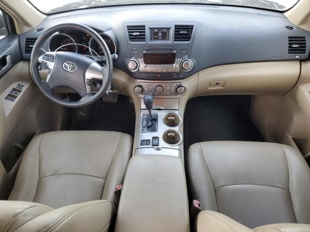 2011 Toyota Highlander Base