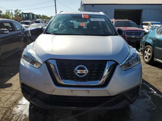 2019 Nissan Kicks S