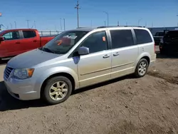 Carros dañados por inundaciones a la venta en subasta: 2010 Chrysler Town & Country Touring