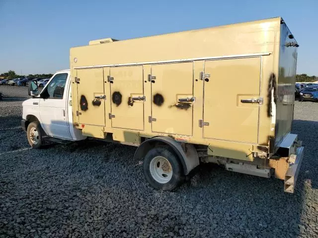 2019 Ford E450 Super Duty Refrigerated Truck