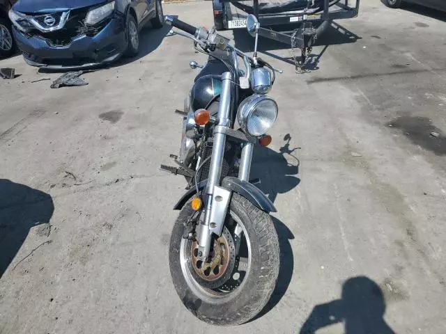 1999 Suzuki VZ800