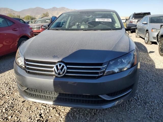 2014 Volkswagen Passat SE