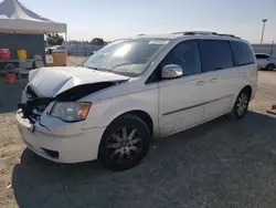 2010 Chrysler Town & Country Touring en venta en Antelope, CA