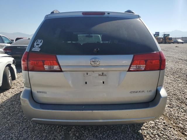 2004 Toyota Sienna CE