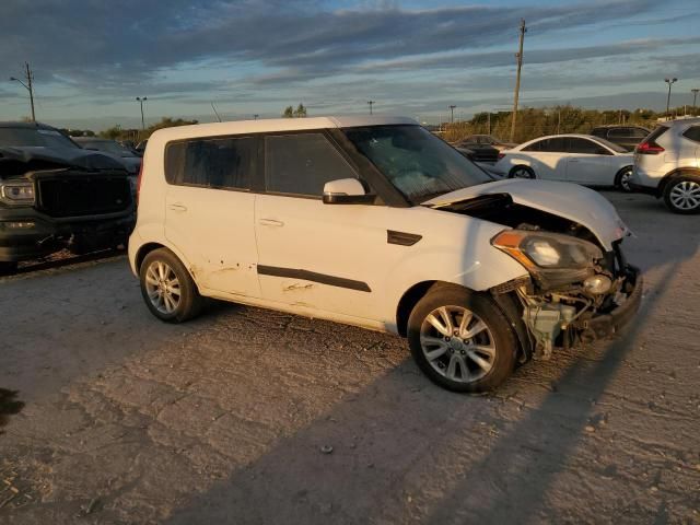 2013 KIA Soul +