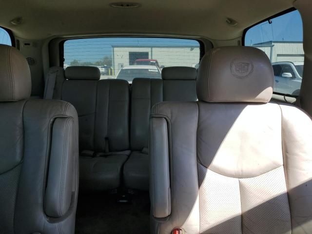 2004 Cadillac Escalade Luxury