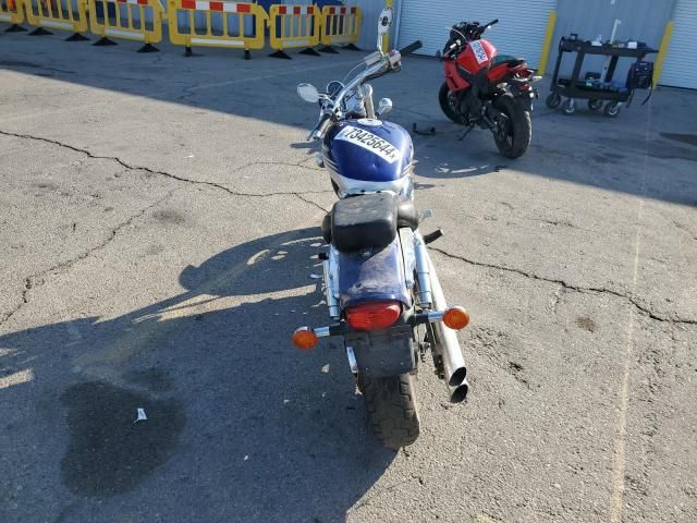 2002 Suzuki VZ800