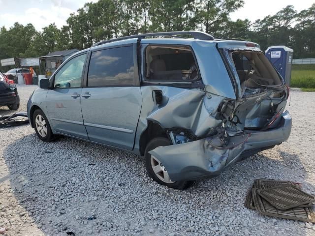 2008 Toyota Sienna XLE