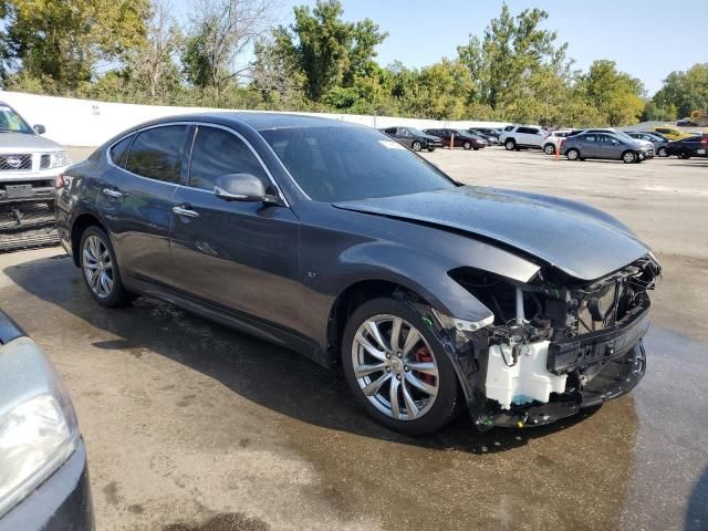 2015 Infiniti Q70 3.7