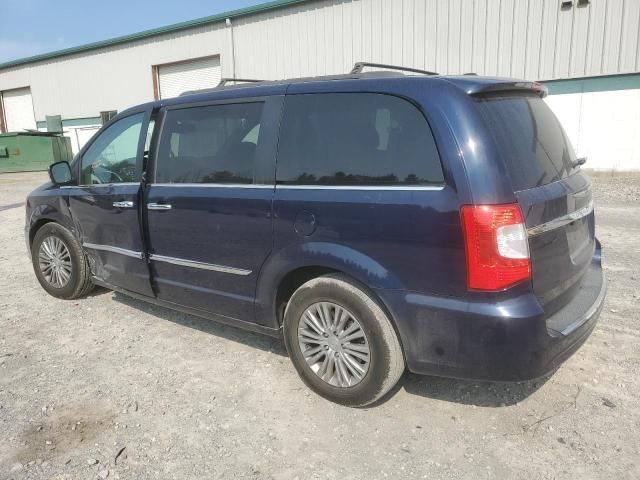 2014 Chrysler Town & Country Touring L