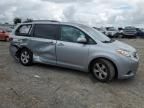 2016 Toyota Sienna LE