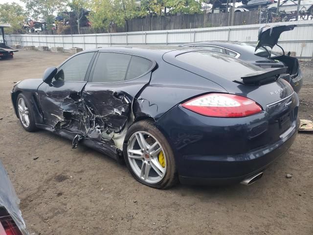 2012 Porsche Panamera 2