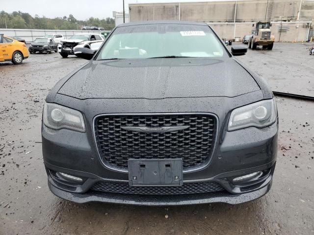 2021 Chrysler 300 Touring