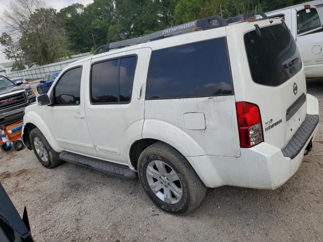 2006 Nissan Pathfinder LE